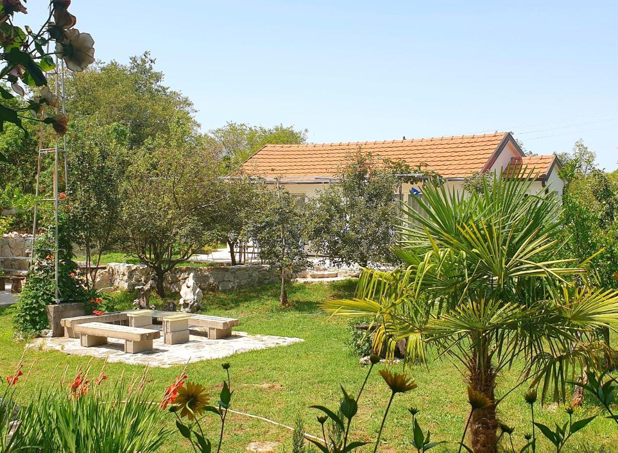 Apartments Minex Trebin Dış mekan fotoğraf